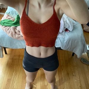 reddish-brown tank crop top in size small